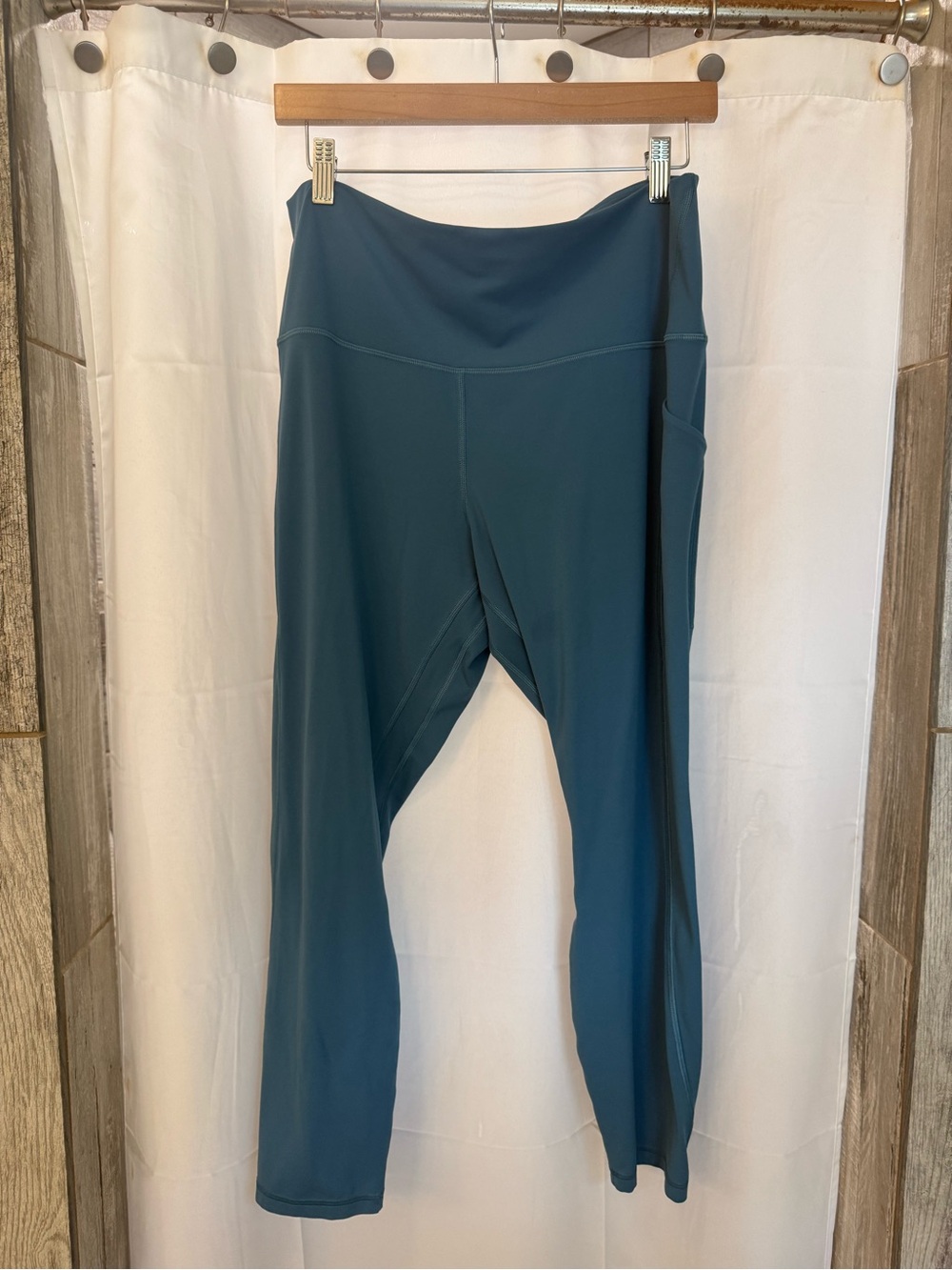 lululemon athletica Teal Performance Leggings